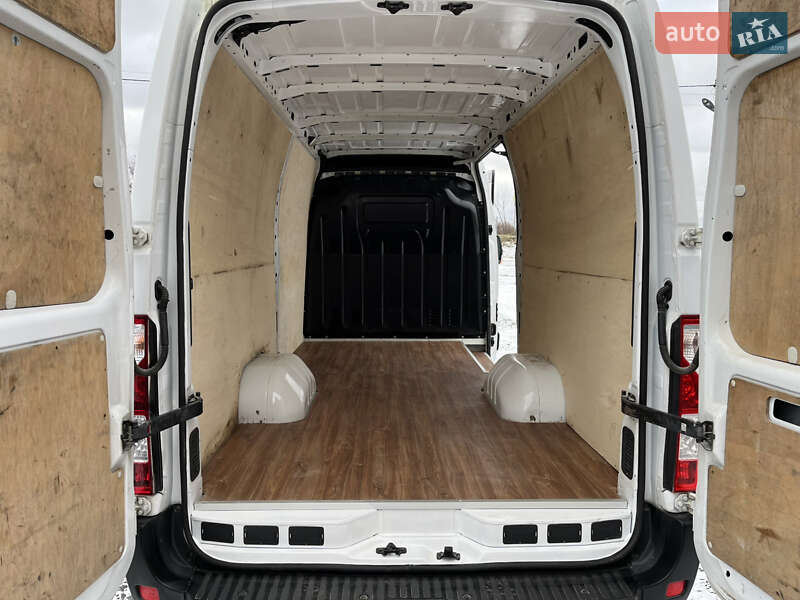 Вантажний фургон Renault Master 2020 в Володимирі