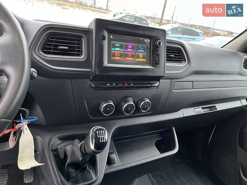Вантажний фургон Renault Master 2020 в Володимирі
