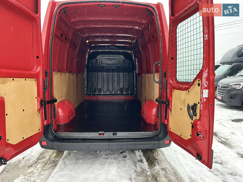 Вантажний фургон Renault Master 2024 в Хусті