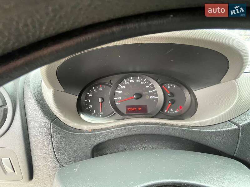 Грузовой фургон Renault Master 2015 в Хмельницком