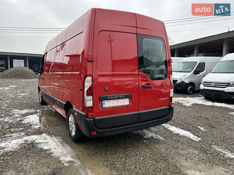 Грузовой фургон Renault Master 2024 в Хусте