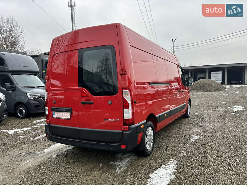 Грузовой фургон Renault Master 2024 в Хусте