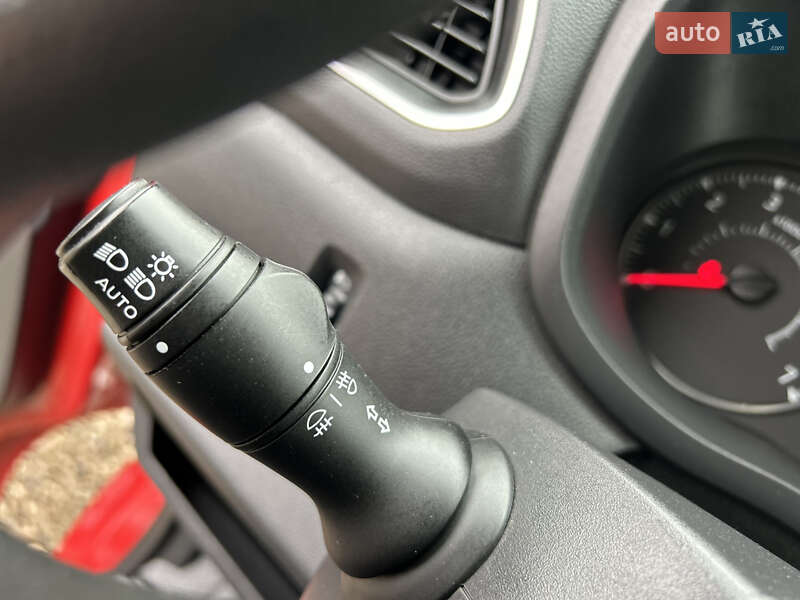 Грузовой фургон Renault Master 2024 в Хусте