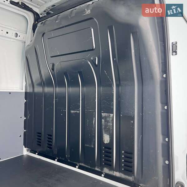 Вантажний фургон Renault Master 2019 в Києві