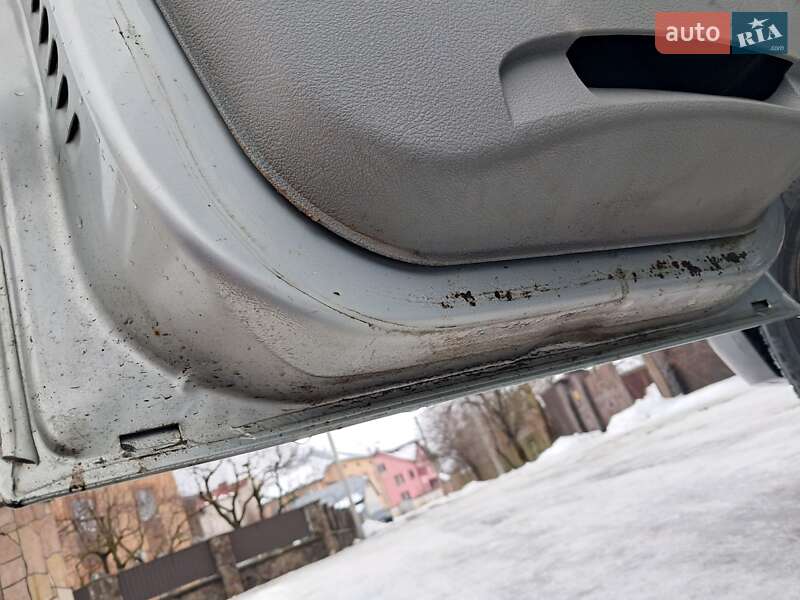 Минивэн Renault Master 2004 в Ивано-Франковске фото 13 Минивэн Renault Master 2004 в Ивано-Франковске