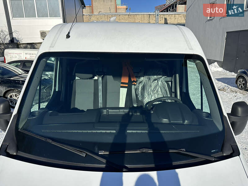Грузовой фургон Renault Master 2019 в Киеве