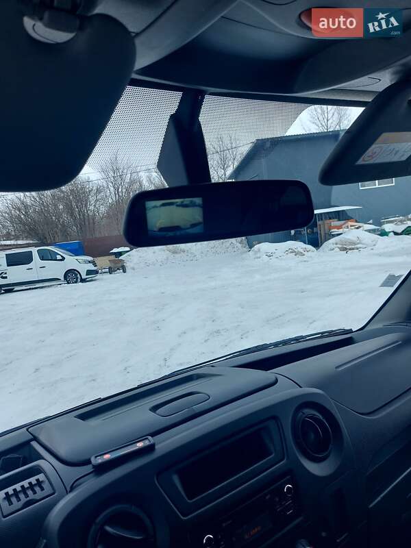 Грузовой фургон Renault Master 2019 в Млинове фото 32 Грузовой фургон Renault Master 2019 в Млинове