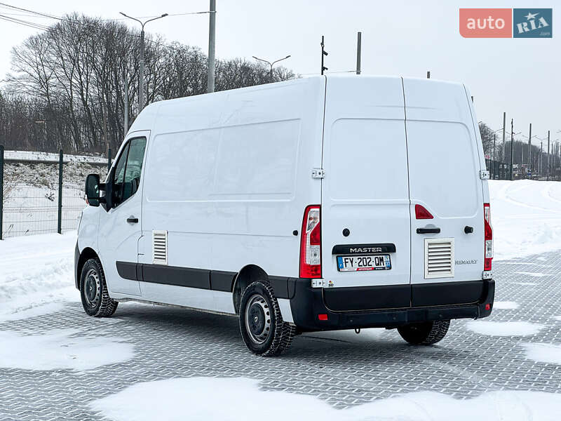 Вантажний фургон Renault Master 2021 в Рівному