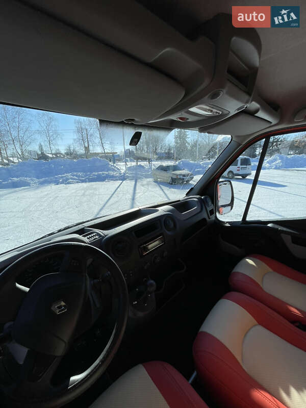 Мінівен Renault Master 2016 в Житомирі