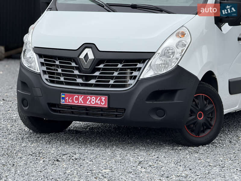 Грузовой фургон Renault Master 2017 в Дрогобыче