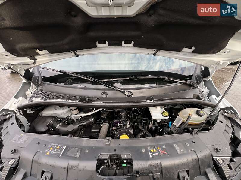 Грузовой фургон Renault Master 2020 в Луцке