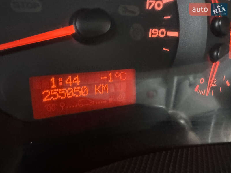 Інші вантажівки Renault Master 2017 в Рівному фото 24 Інші вантажівки Renault Master 2017 в Рівному