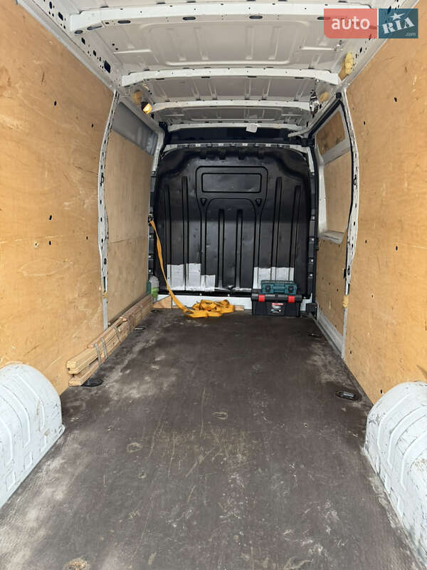 Вантажний фургон Renault Master 2017 в Києві