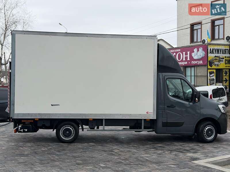 Вантажний фургон Renault Master 2020 в Дубні