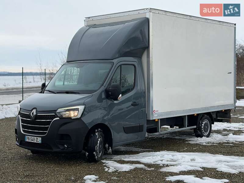 Вантажний фургон Renault Master 2020 в Дубні