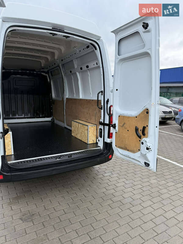 Вантажний фургон Renault Master 2022 в Дрогобичі