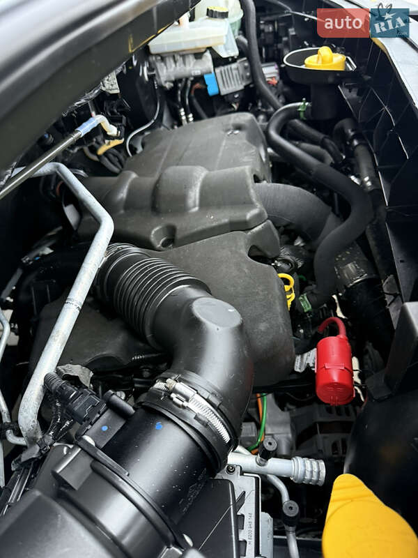 Вантажний фургон Renault Master 2022 в Дрогобичі