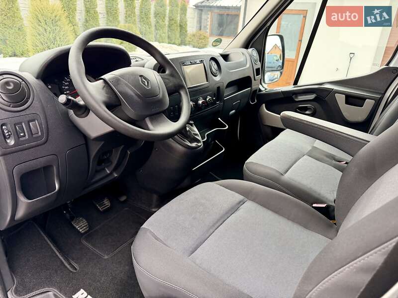 Грузопассажирский фургон Renault Master 2018 в Дубно