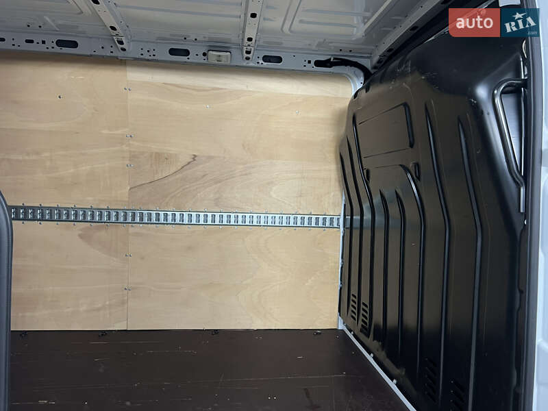 Вантажний фургон Renault Master 2021 в Полтаві