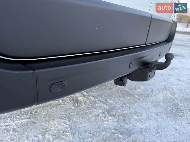 Грузовой фургон Renault Master 2022 в Киеве