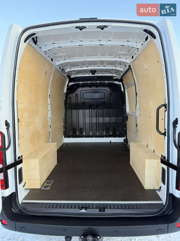 Грузовой фургон Renault Master 2022 в Киеве