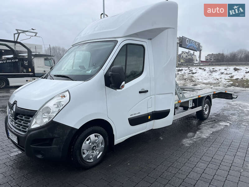 Евакуатор Renault Master 2016 в Львові