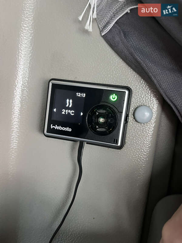 Евакуатор Renault Master 2016 в Львові