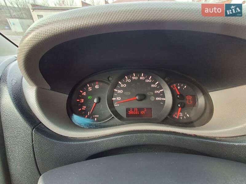 Грузовой фургон Renault Master 2017 в Луцке фото 11 Грузовой фургон Renault Master 2017 в Луцке