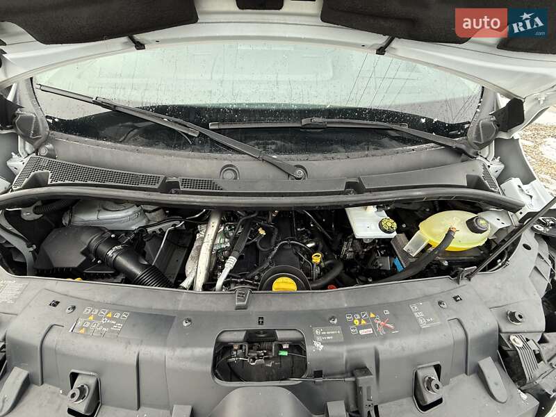 Грузовой фургон Renault Master 2020 в Львове