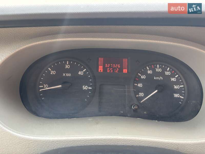 Вантажний фургон Renault Master 2006 в Хмельницькому