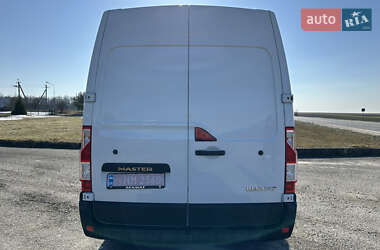 Грузовой фургон Renault Master 2016 в Радехове