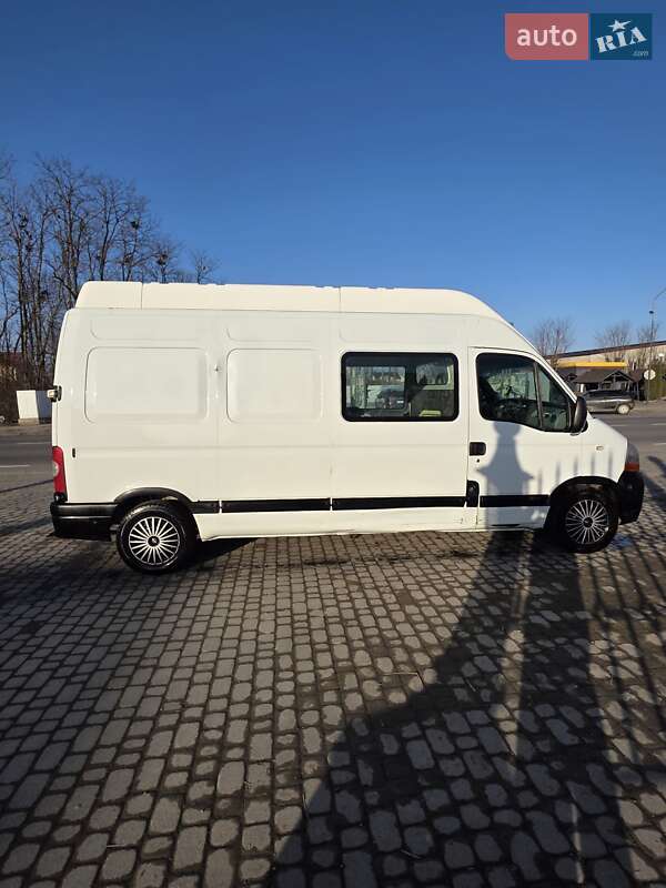 Вантажний фургон Renault Master 2004 в Івано-Франківську