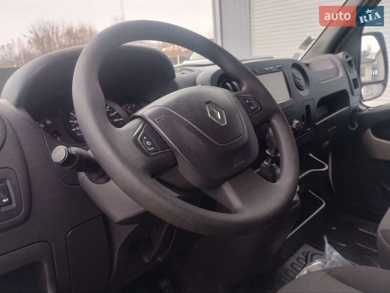 Вантажний фургон Renault Master 2018 в Дубні