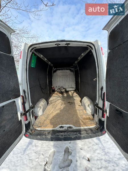 Грузовой фургон Renault Master 2016 в Киеве