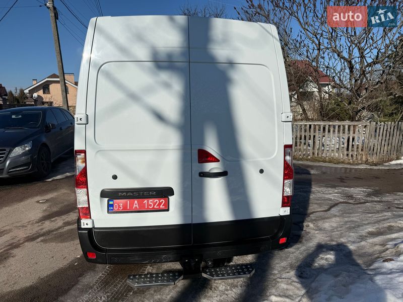 Вантажний фургон Renault Master 2016 в Житомирі