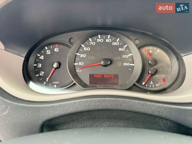 Вантажопасажирський фургон Renault Master 2017 в Києві