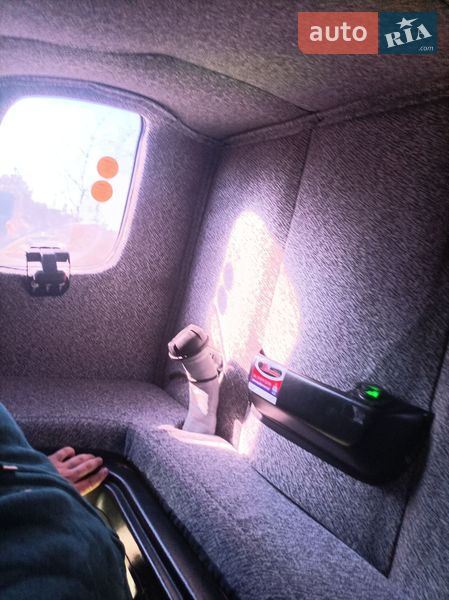 Тентований Renault Master 2017 в Новояворівську