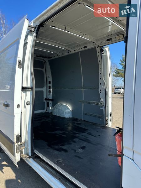 Грузовой фургон Renault Master 2018 в Львове