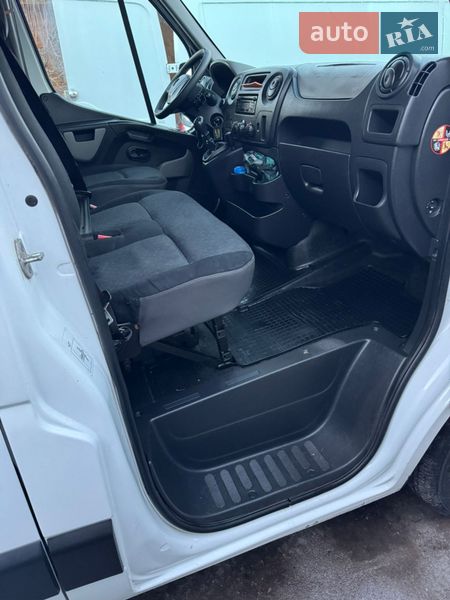 Вантажний фургон Renault Master 2014 в Долинській
