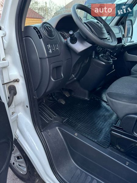 Вантажний фургон Renault Master 2014 в Долинській