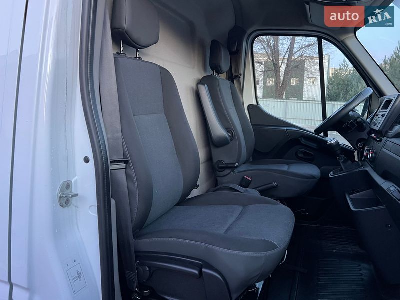 Грузовой фургон Renault Master 2021 в Луцке