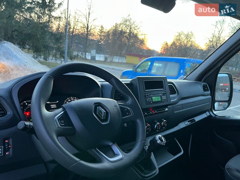Грузовой фургон Renault Master 2021 в Луцке