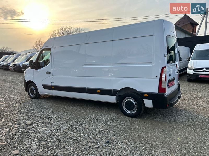 Грузовой фургон Renault Master 2021 в Хусте