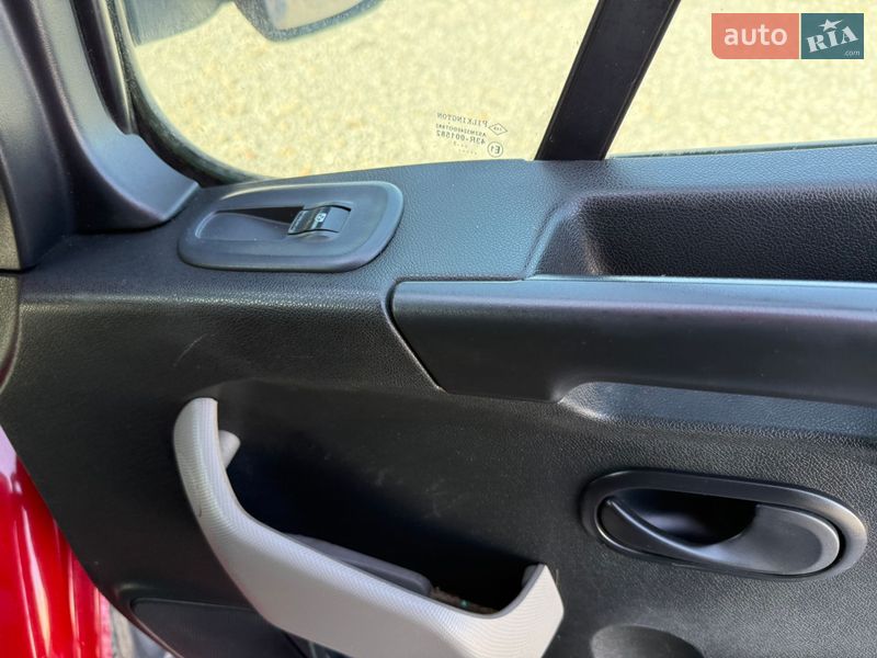 Тентованый Renault Master 2013 в Стрые