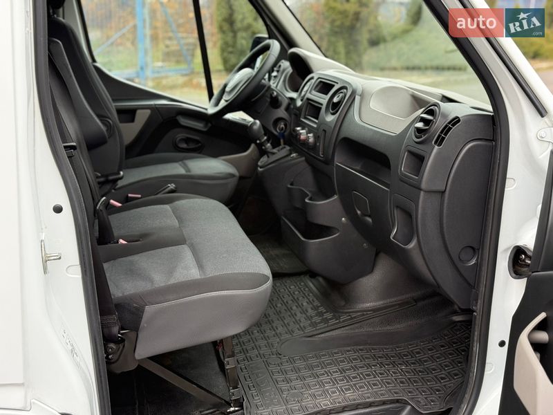 Грузовой фургон Renault Master 2017 в Днепре