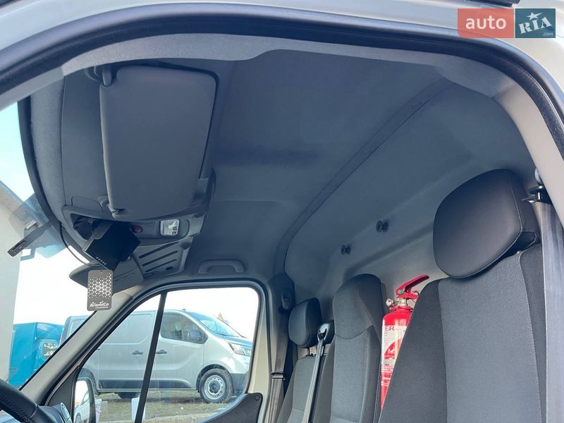 Грузовой фургон Renault Master 2017 в Дубно