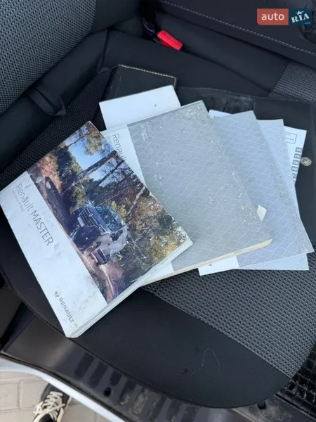 Борт Renault Master 2021 в Дубні документ