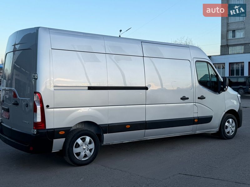 Грузовой фургон Renault Master 2021 в Дубно