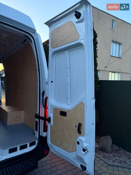 Вантажний фургон Renault Master 2018 в Ковелі