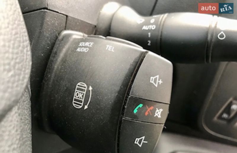 Вантажний фургон Renault Master 2016 в Львові